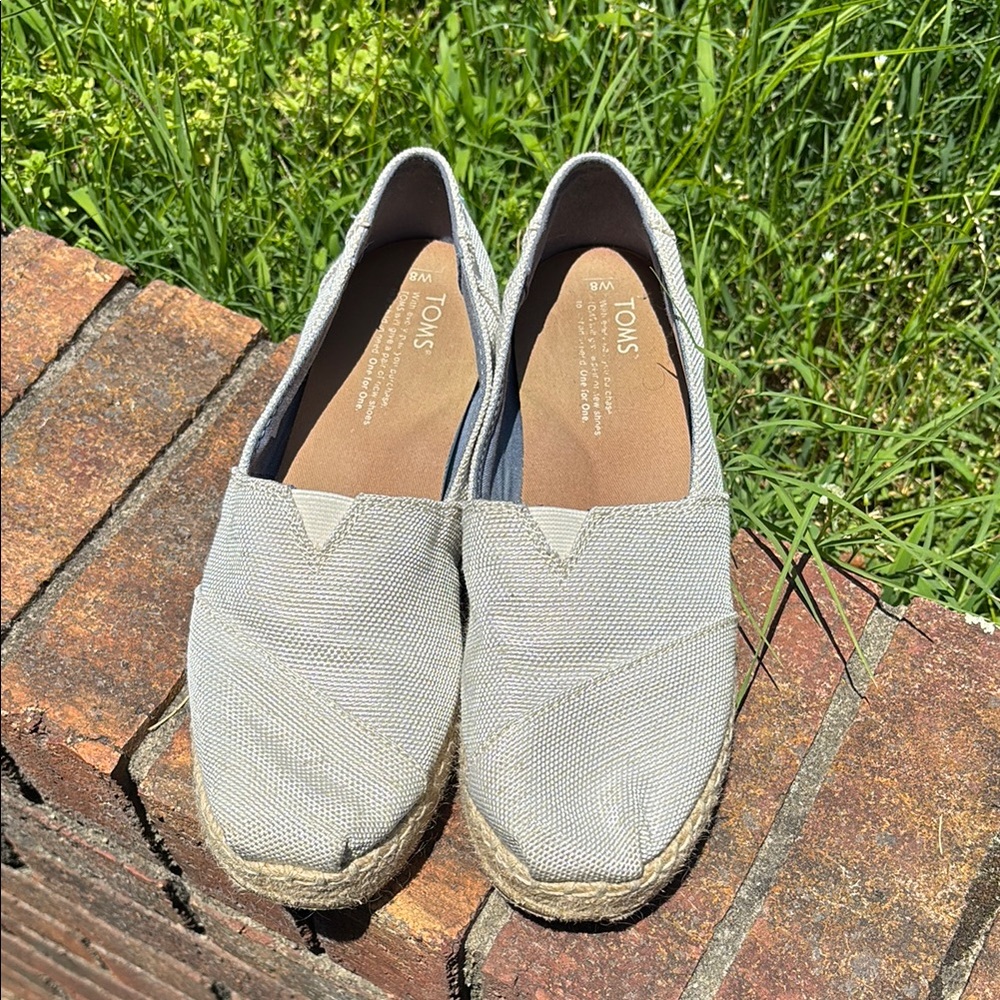Toms Tan Espadrilles Comfortable Casual Shoes